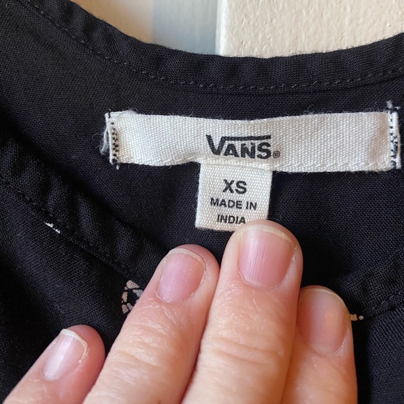 Vans Black Tank Top Pineapple Skull XS - Picture 5 of 6